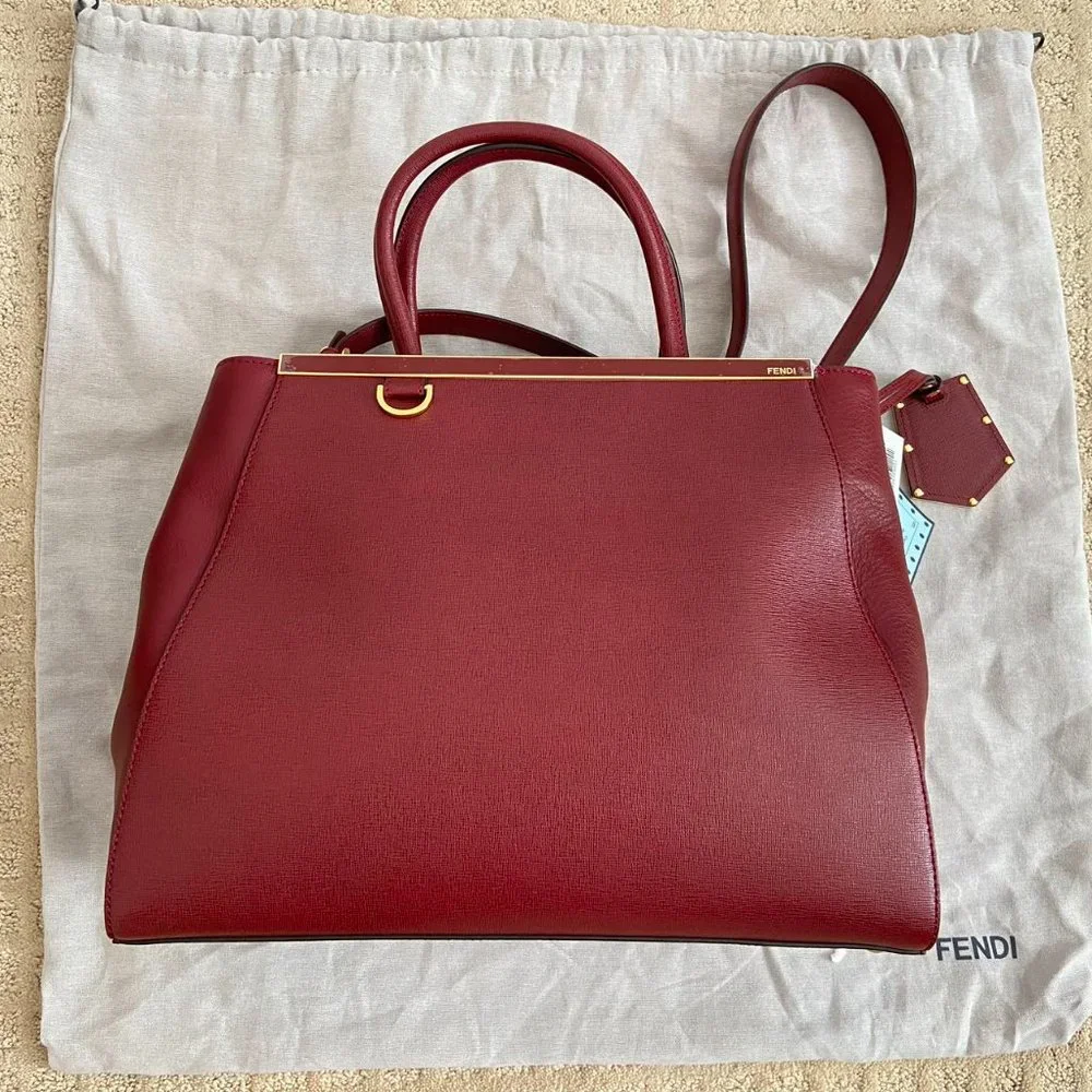 Authentic NWT Fendi 2 Jours Dark Red Leather Two Way Tote Shoulder Bag - Picture 4 of 11